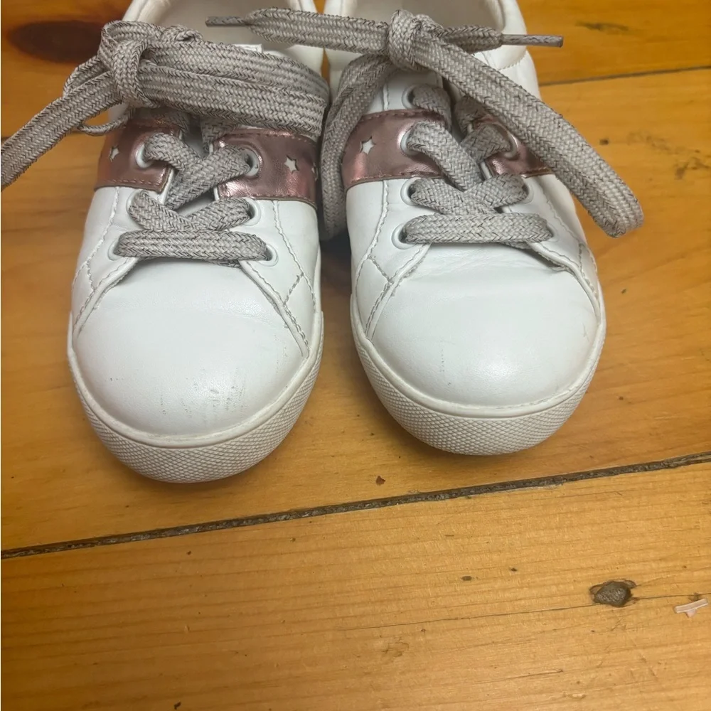 GAP Kids Toddler Girls Sneakers Size 12 White Rose Gold Lace Up Casual Shoes